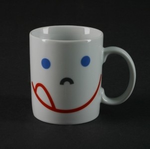 ベビーギフト 子供食器 スマイル マグカップ mono kinder mug cup
